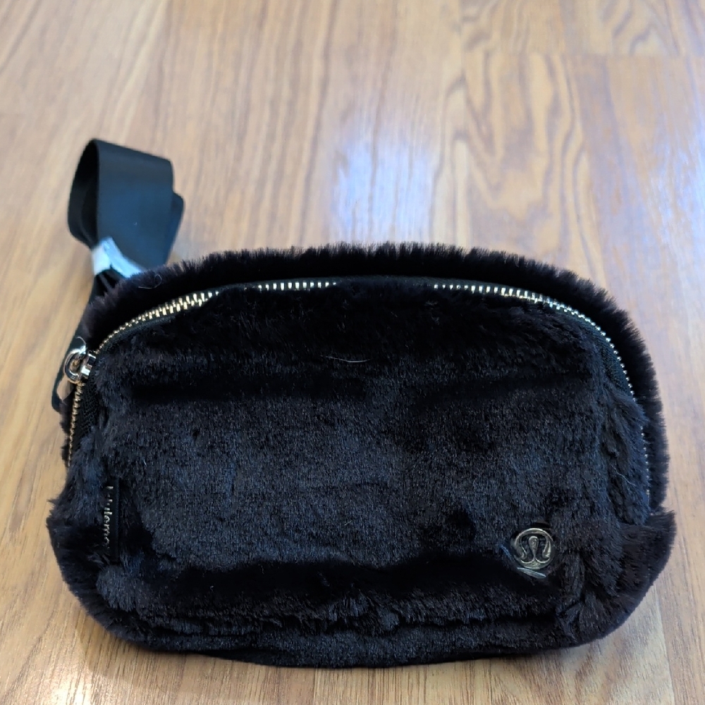 lululemon athletica Black Faux Fur Crossbody Bag NWT
